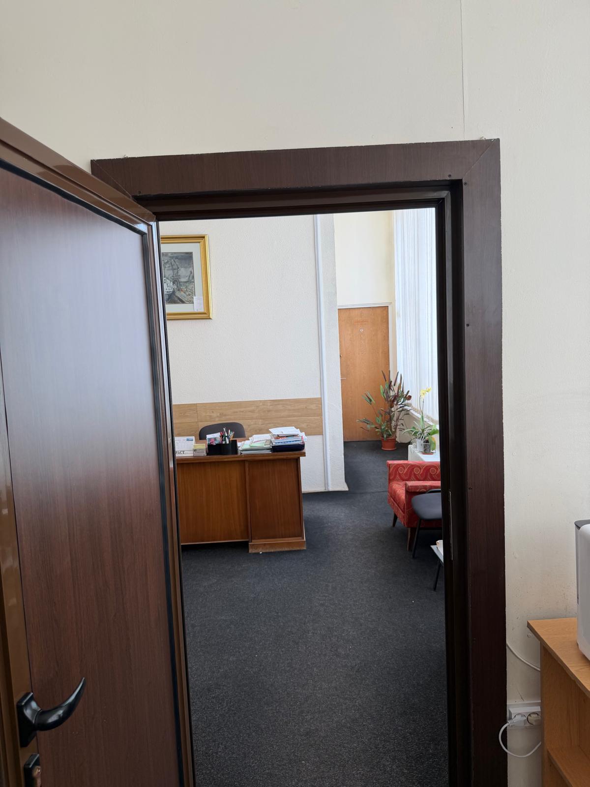 Birou Administrativ